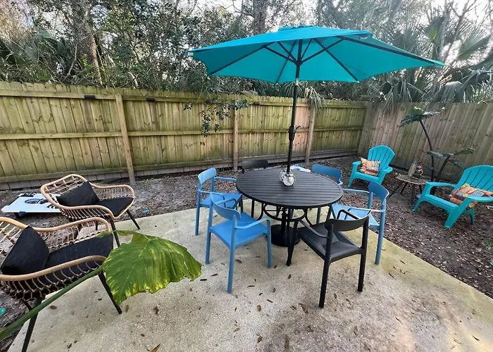 The August - 3Br 2.5Ba Open Concept 1.4 Mi To Town